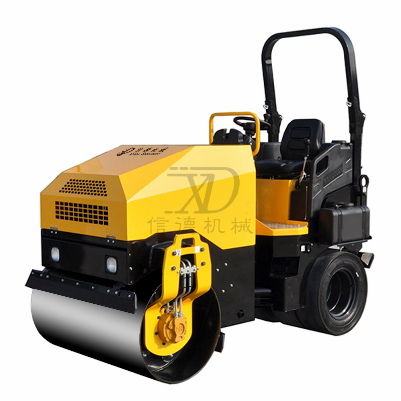 1565430552742728.jpg 2.0A型雙驅壓路機.jpg